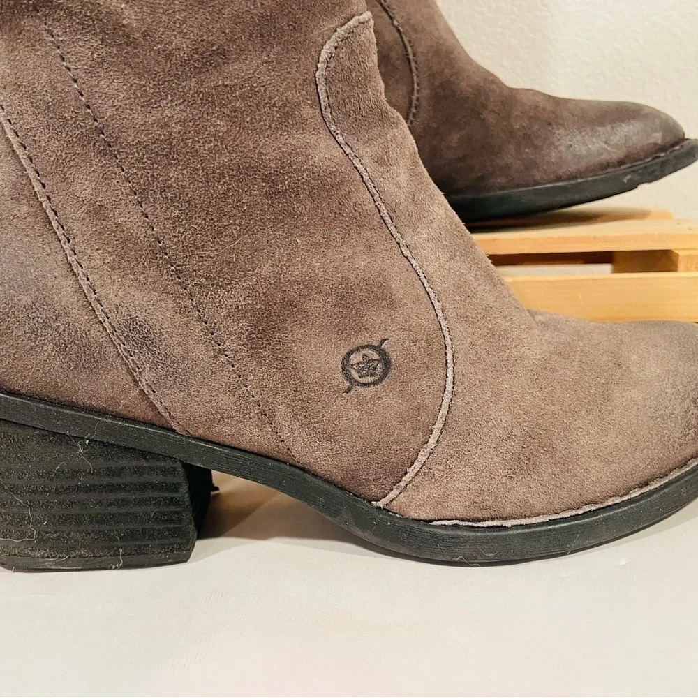 Born “Felicia” Taupe Knee-High Suede Boots Distressed w Tie Back | Like New